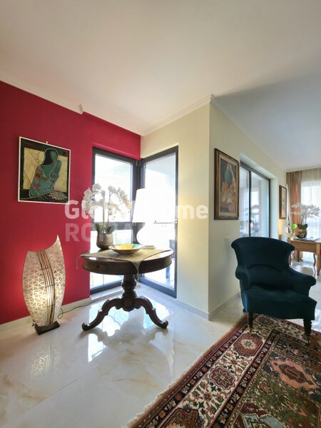 Pitesti Residence, Str. I. C. Bratianu 54, panoramic view, 4 rooms, parking,