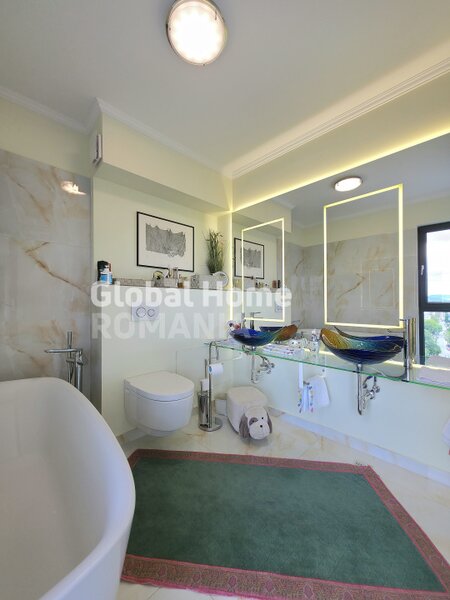 Pitesti Residence, Str. I. C. Bratianu 54, panoramic view, 4 rooms, parking,